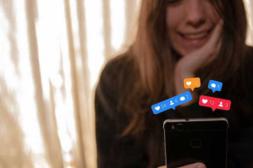 Paid vs. Organic Social Media | Adgenius